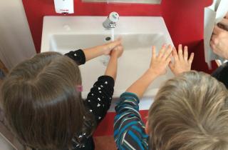 Hände waschen, aber richtig! Ein Projekt von Kindergesundheit e.V.