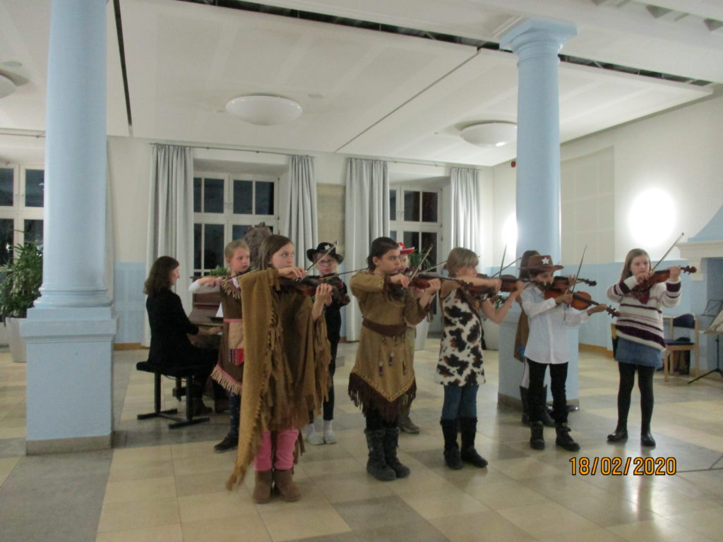Fasching der Musikanten, ein Schulhauskonzert der Städtischen Sing- und Musikschule