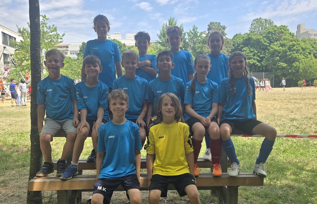 Ichokinder beim Fußballturnier der GS Mariahilfplatz