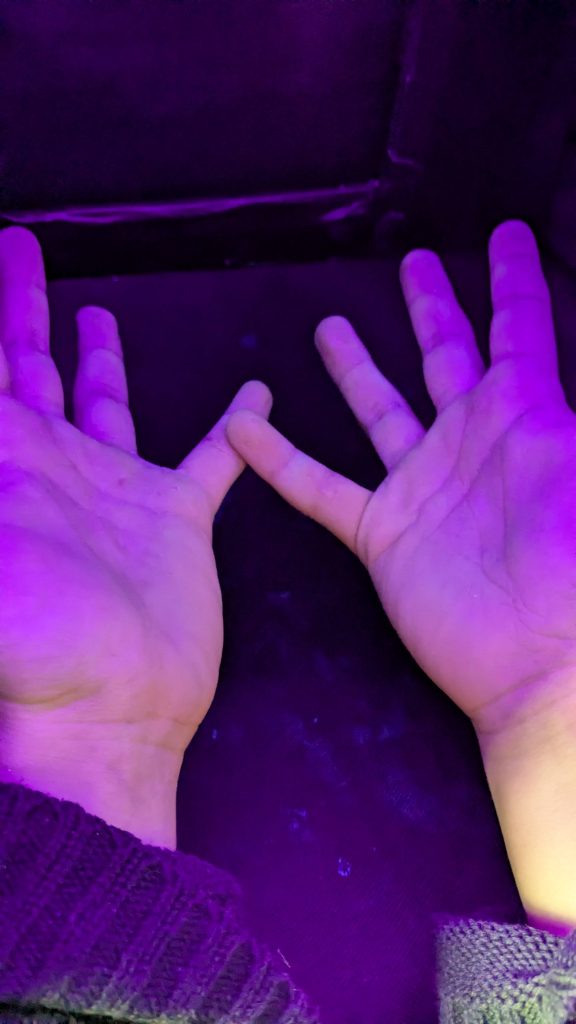 Icho-Kinder lernen richtiges Händewaschen